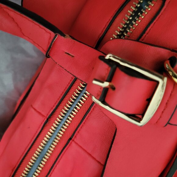 Cynthia Rowley Red Leather Shoulder Bag - Picture 9 of 15